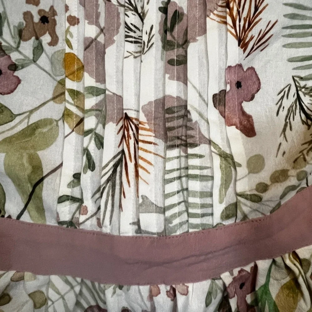 World Market Floral Cotton Bib Apron‎ Mauve Green Botanical Pleated Pockets
